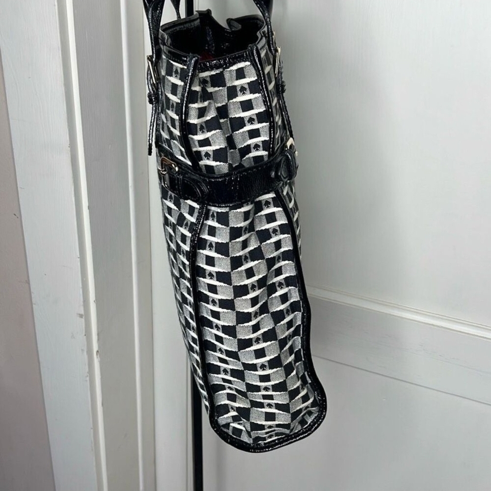 Kate Spade HTF LG ♠️ Tote Bag W/ Red Story Book Lining! RARE FIND FEW MADE GUC - Picture 4 of 6